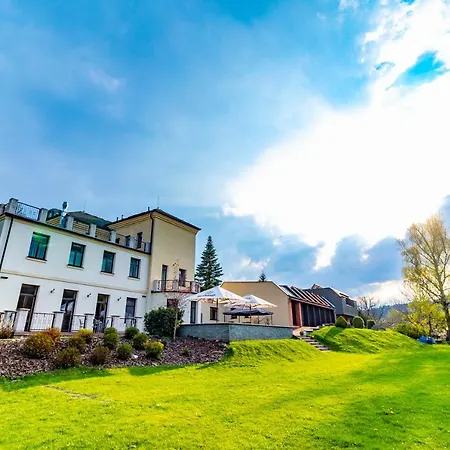 Letni Pobyt Na Hotelu Samechov V Posazavi Hotel