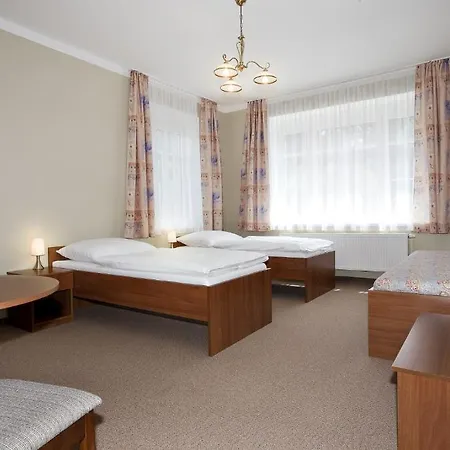 Letni Pobyt Na Hotelu Samechov V Posazavi